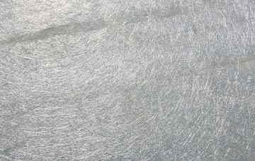 Fence Houses laminate fibreglass or shingles?